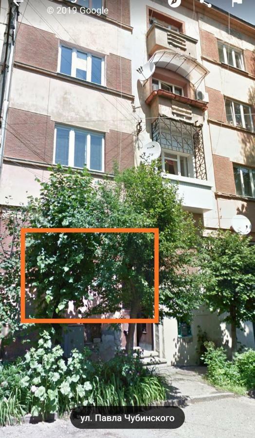 Apart Club Dzhambula Чернивци Екстериор снимка